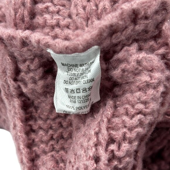 Knitted Pink Infinity Scarf Cable Knit Design Soft & Warm Polyester Fabric For W - Picture 5 of 5